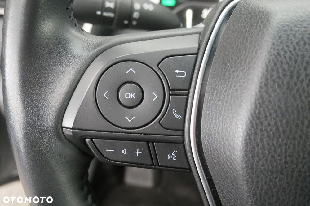 Toyota Camry 2.5 Hybrid Comfort CVT - 23