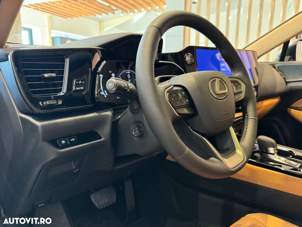 Lexus Seria NX 450h+ AWD CVT PHEV Luxury - 13