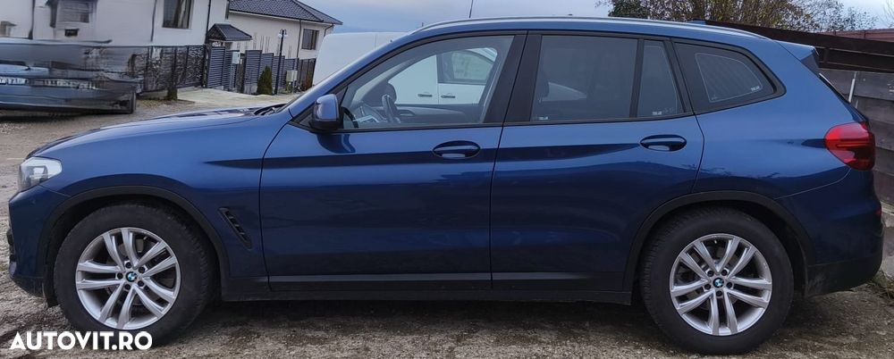 BMW X3 xDrive20i AT - 4