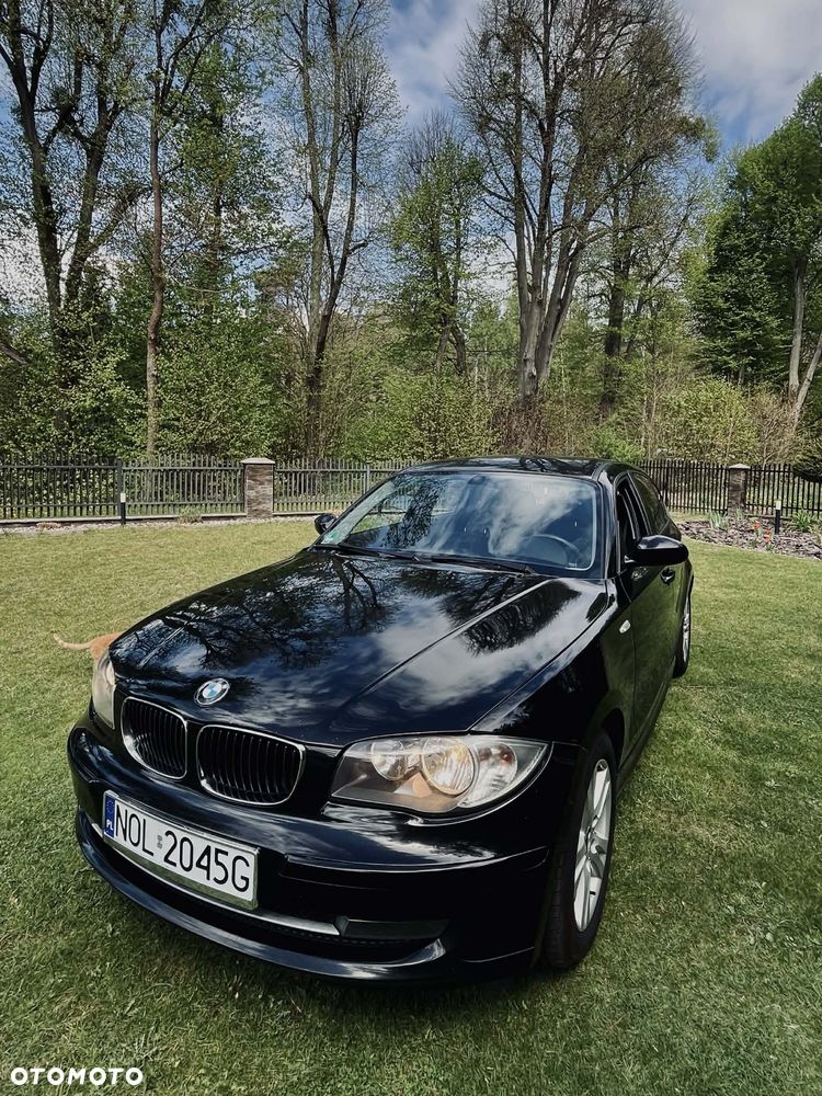 BMW Seria 1 116d DPF - 1