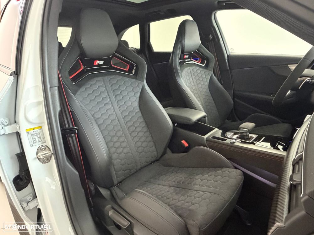 Audi RS4 Avant quattro tiptronic - 24