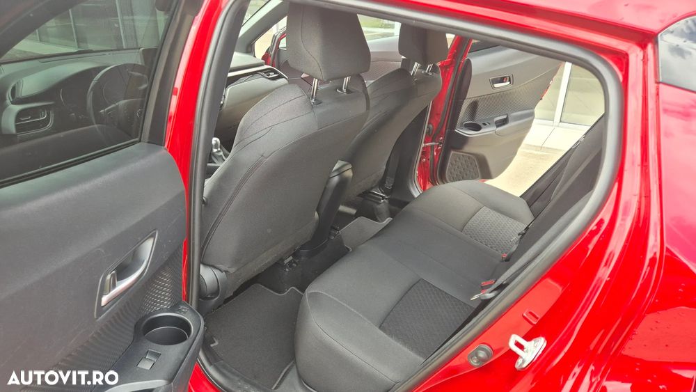 Toyota C-HR 1.2 Turbo 4x2 CVT C-enter - 9