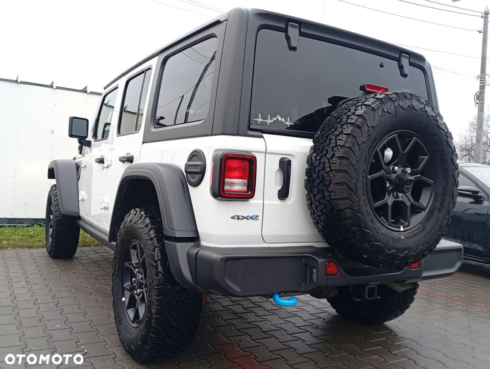 Jeep Wrangler - 8