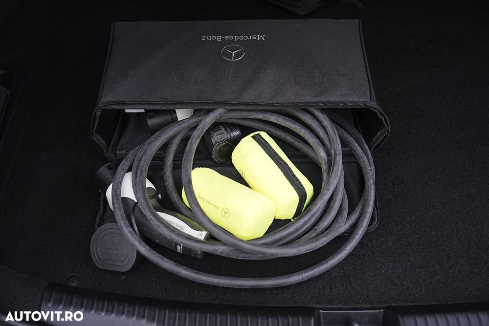 Mercedes-Benz C 300 e 9G-TRONIC AMG Line - 21