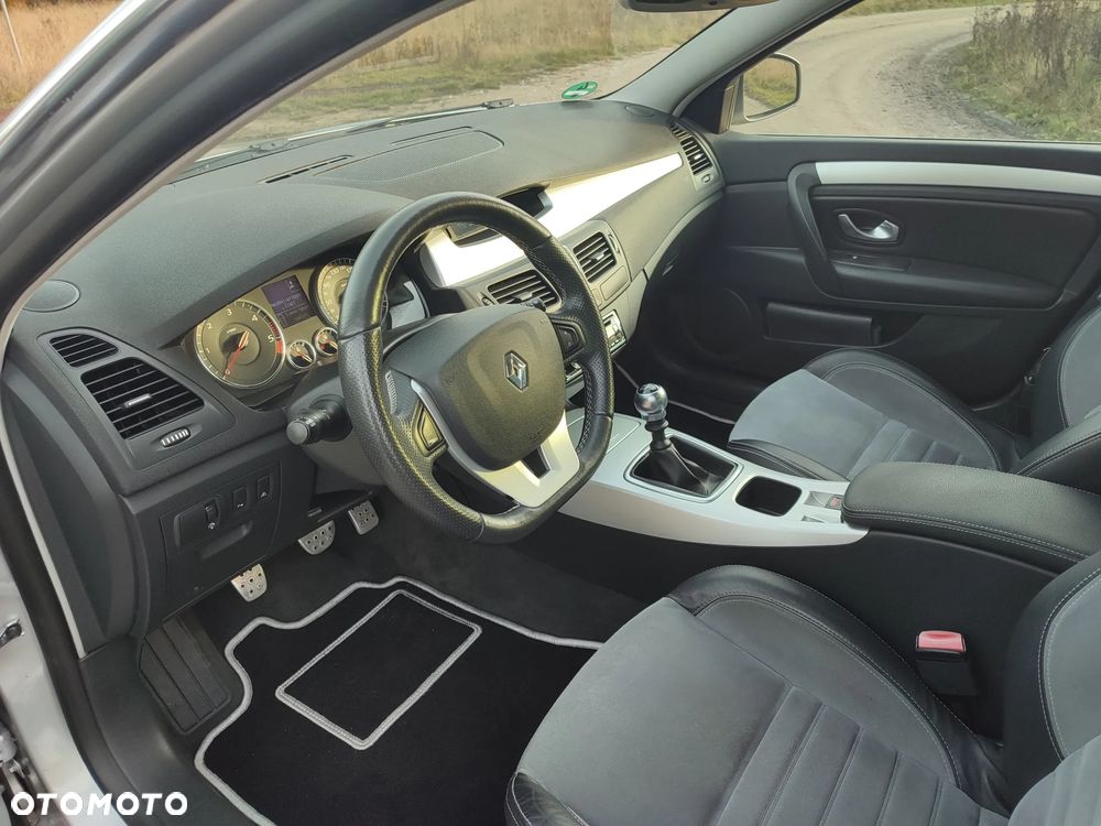 Renault Laguna 2.0 DCi FAP GT - 14