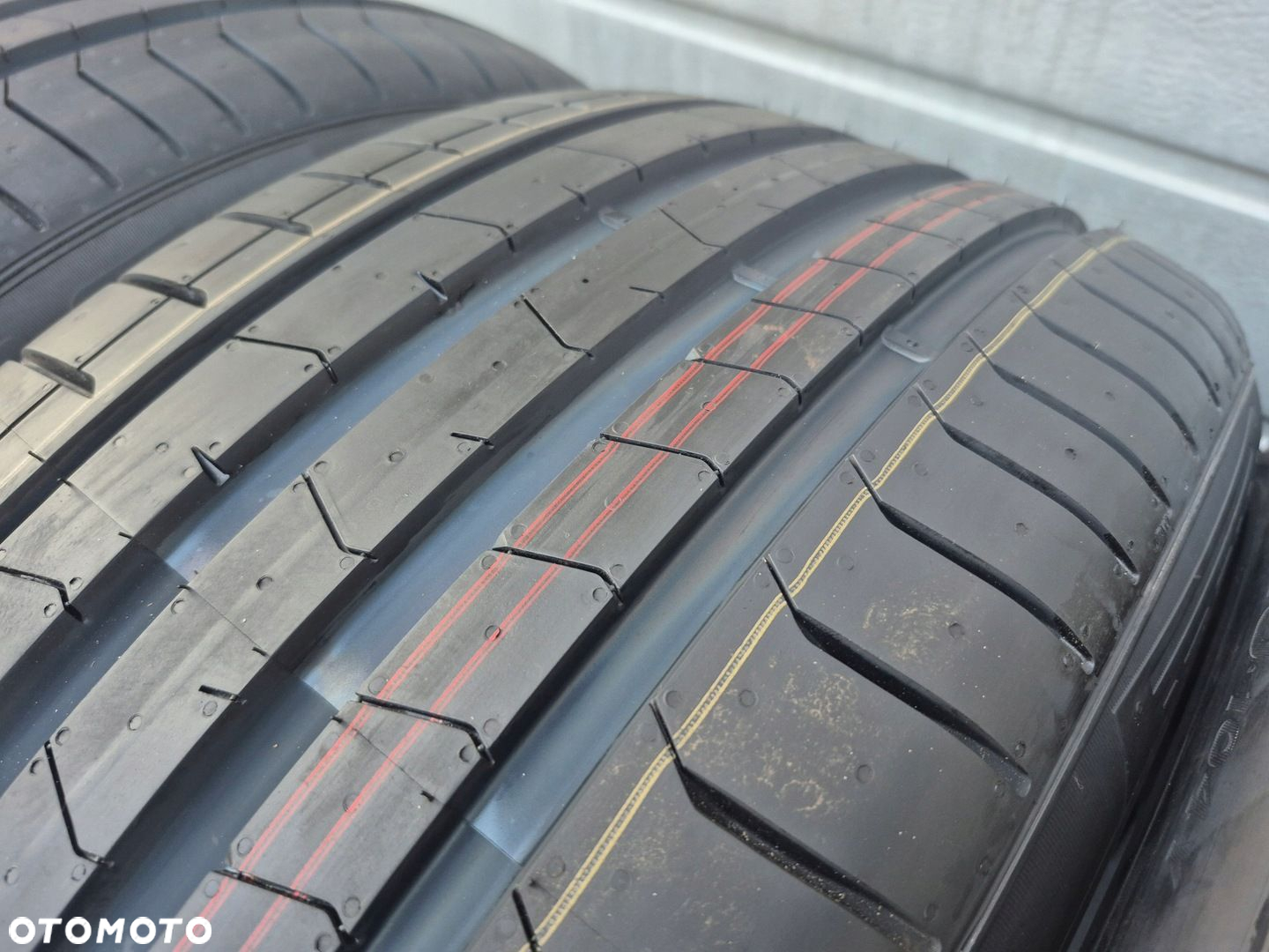 PIRELLI P ZERO 265/40R20 104Y 25R 4X - 3