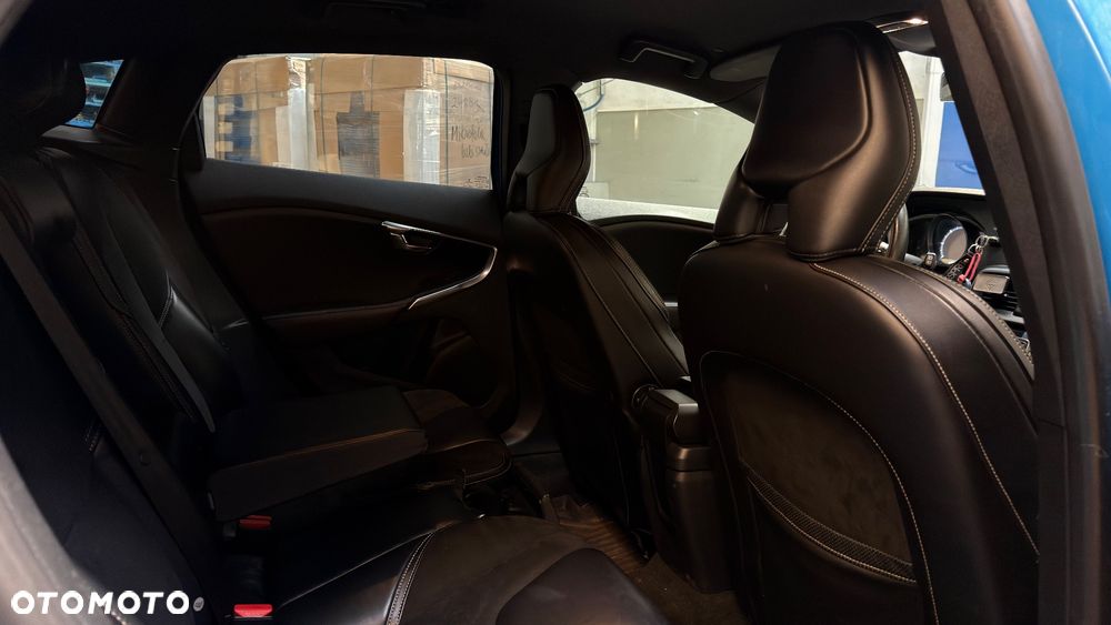 Volvo V40 - 15