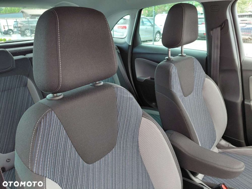 Opel Crossland X - 17