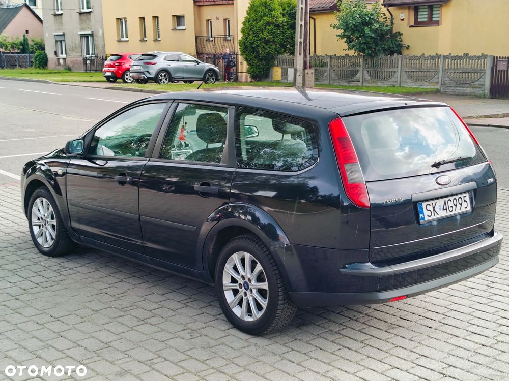 Ford Focus TDCi Ghia - 15