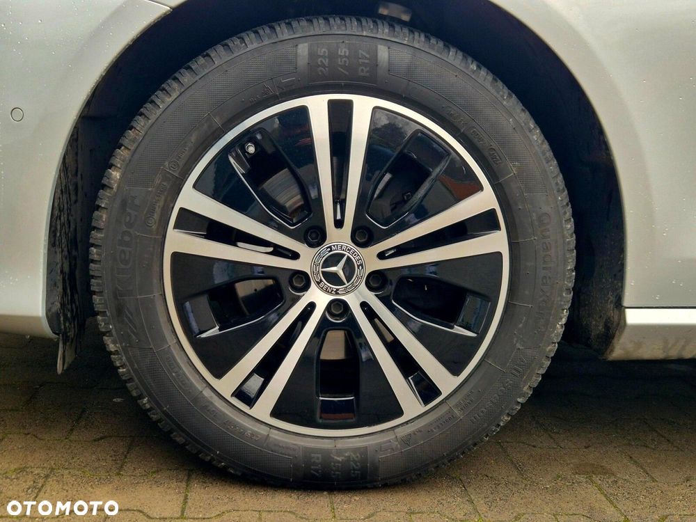 Mercedes-Benz Klasa E - 25