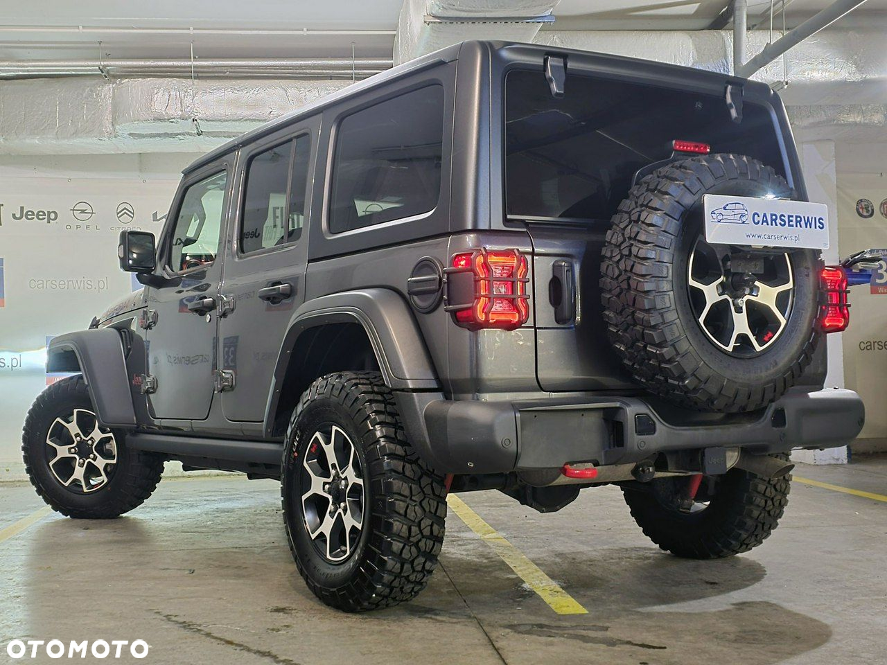 Jeep Wrangler - 4