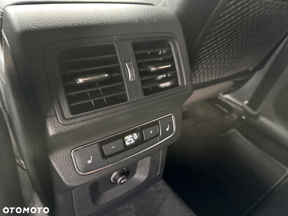 Audi SQ5 Sportback - 27