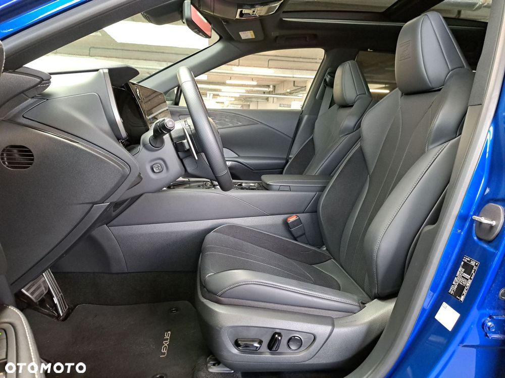 Lexus RX - 12