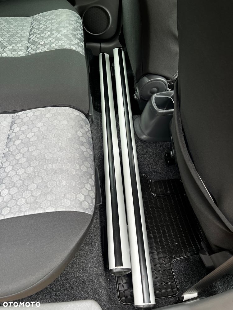 Suzuki SX4 1.6 Comfort Plus - 13