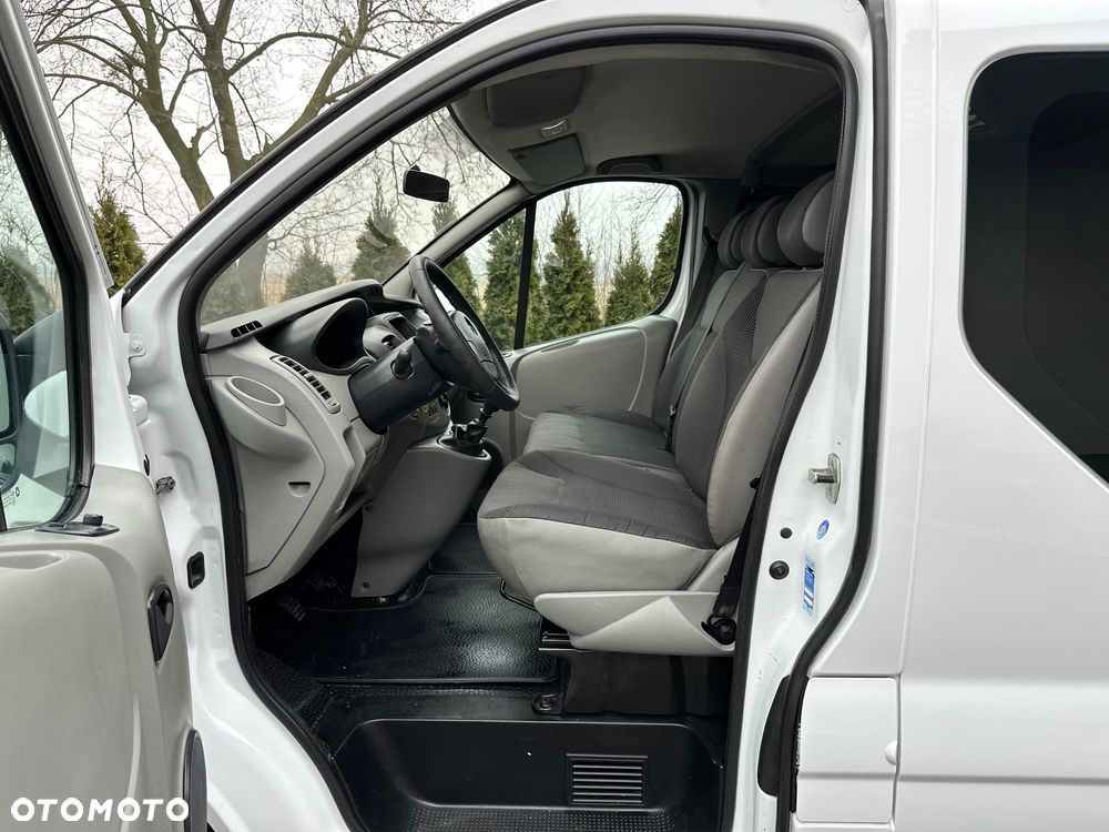 Opel Vivaro - 9