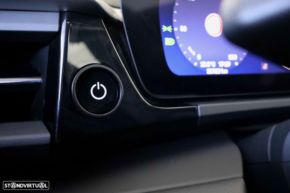 Porsche Macan Electric 4 - 37