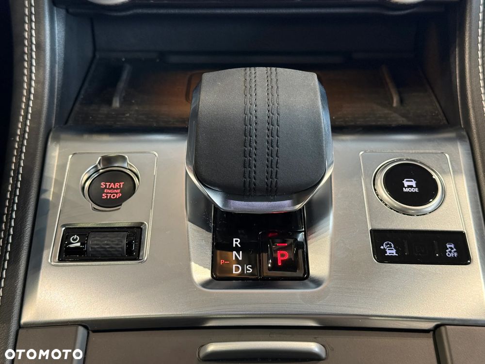 Jaguar F-Pace 2.0 D200 mHEV AWD R-Dynamic SE - 15