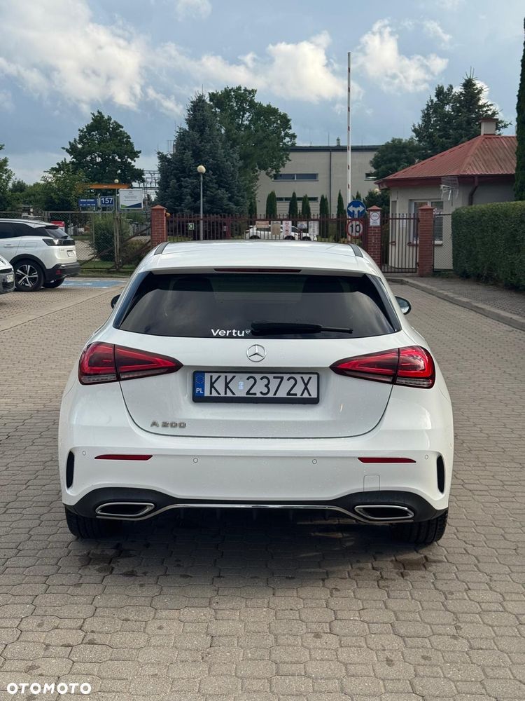 Mercedes-Benz Klasa A 200 AMG Line 7G-DCT - 3
