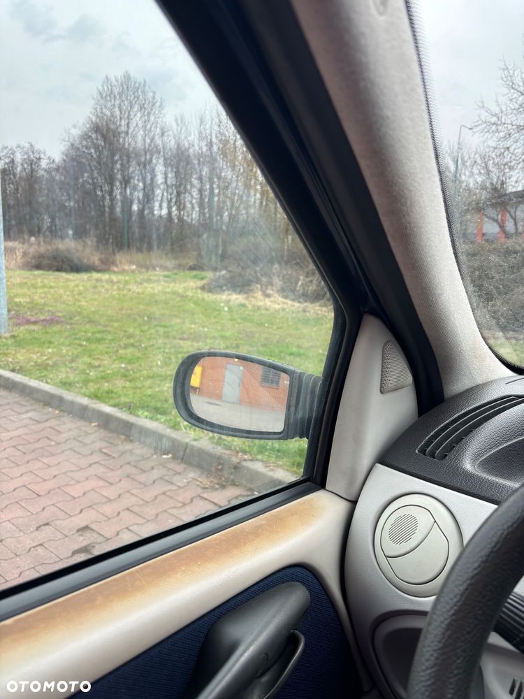 Fiat Punto 1.2 8V Active - 13