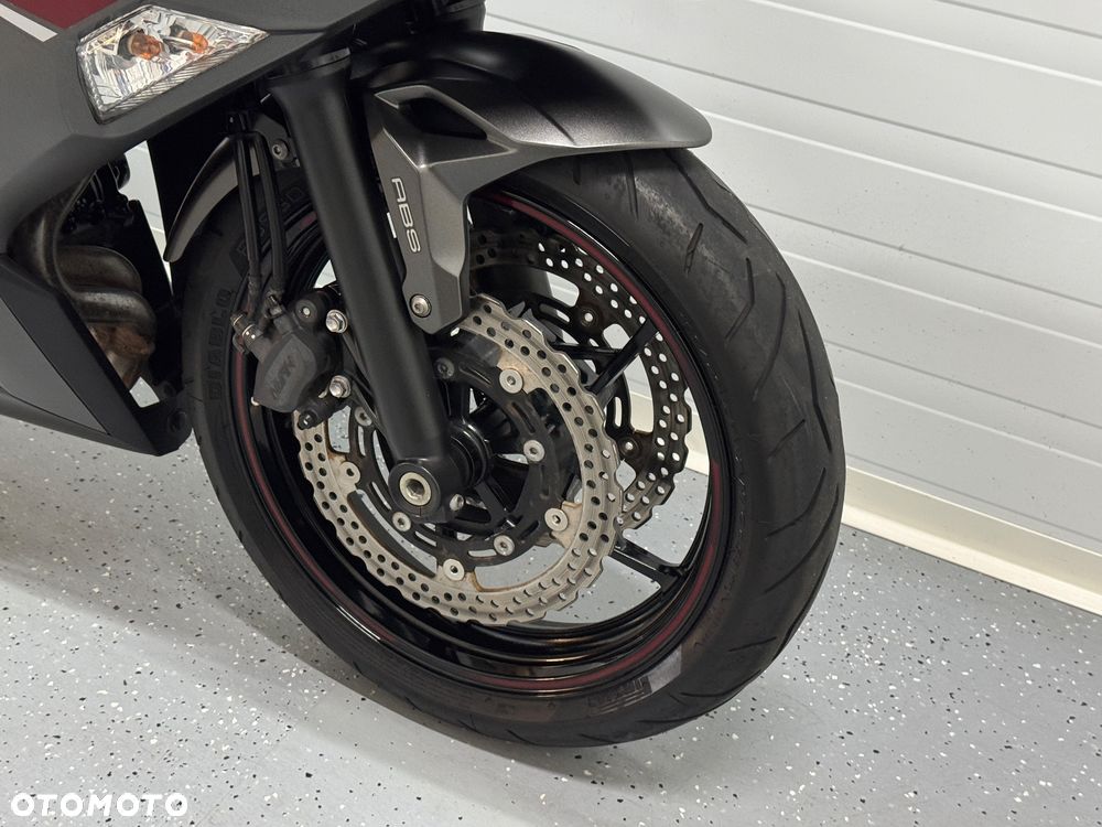 Kawasaki Ninja - 5