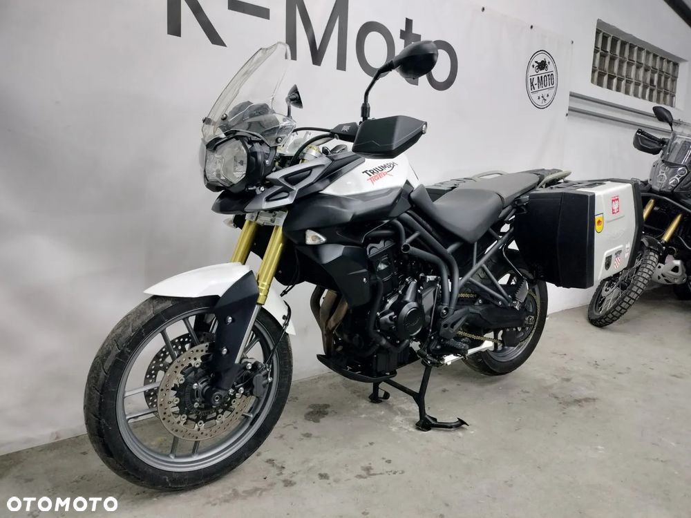 Triumph Tiger - 16