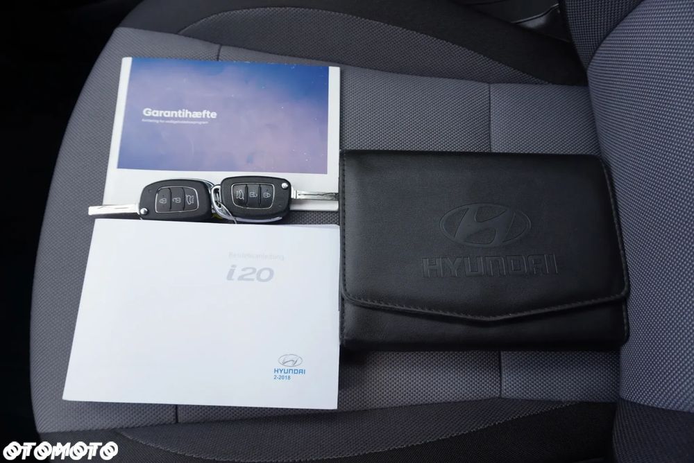 Hyundai i20 blue 1.2 Classic - 28