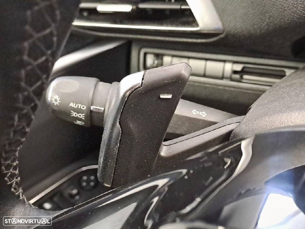 Peugeot 3008 1.5 BlueHDi Allure Pack EAT8 - 13