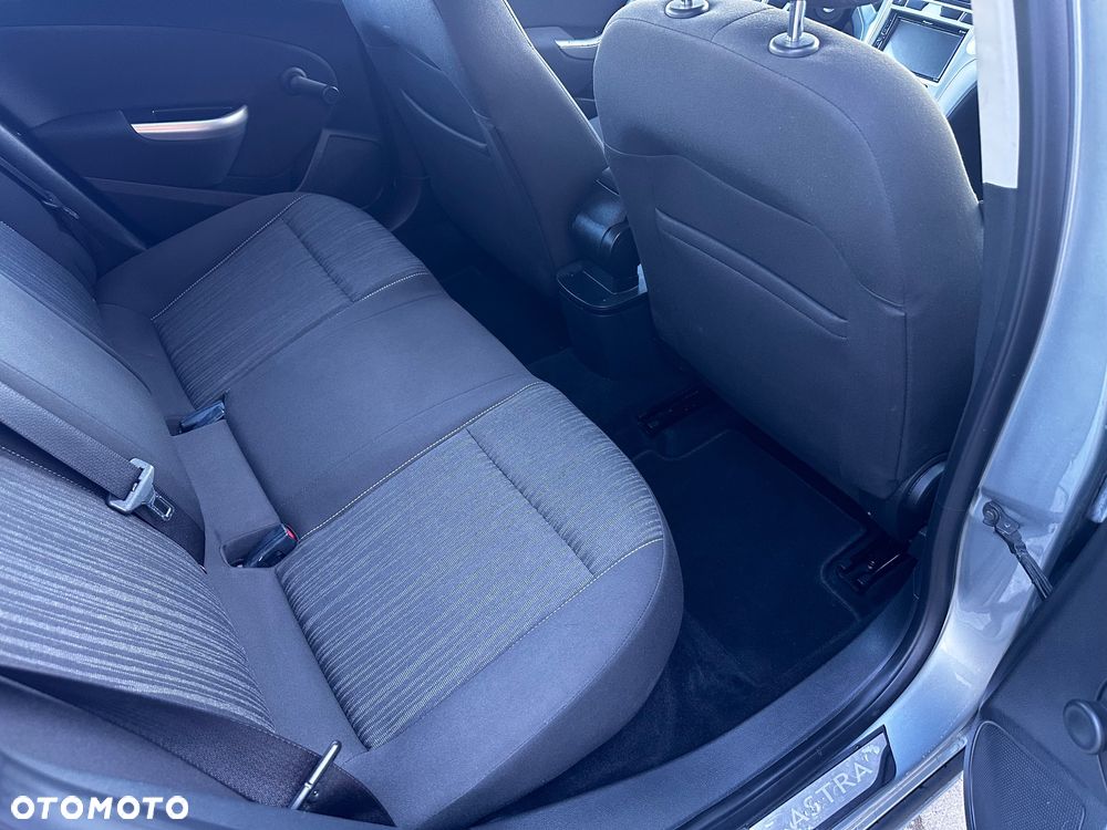 Opel Astra 1.6 Fun - 13