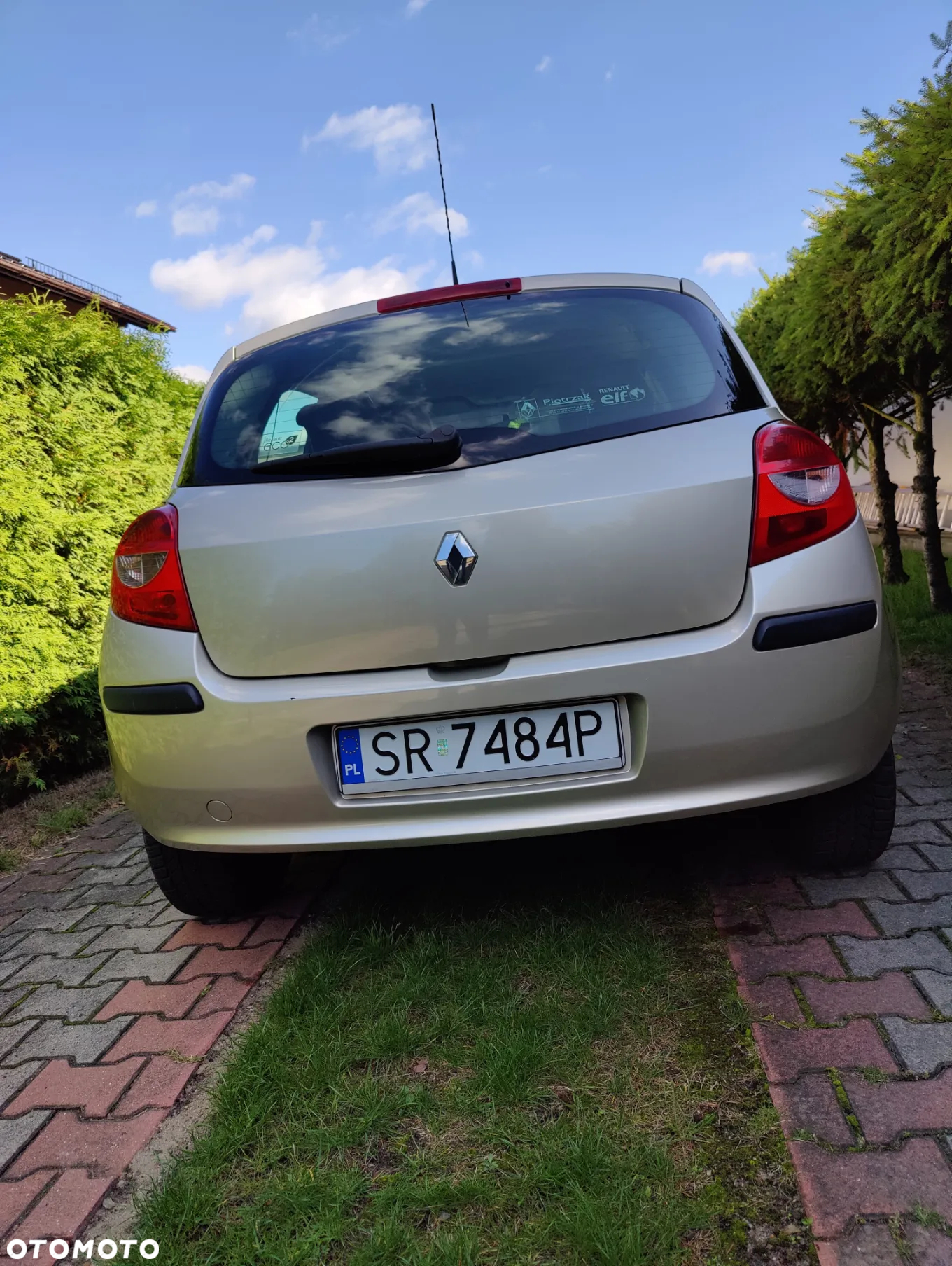 Renault Clio - 10