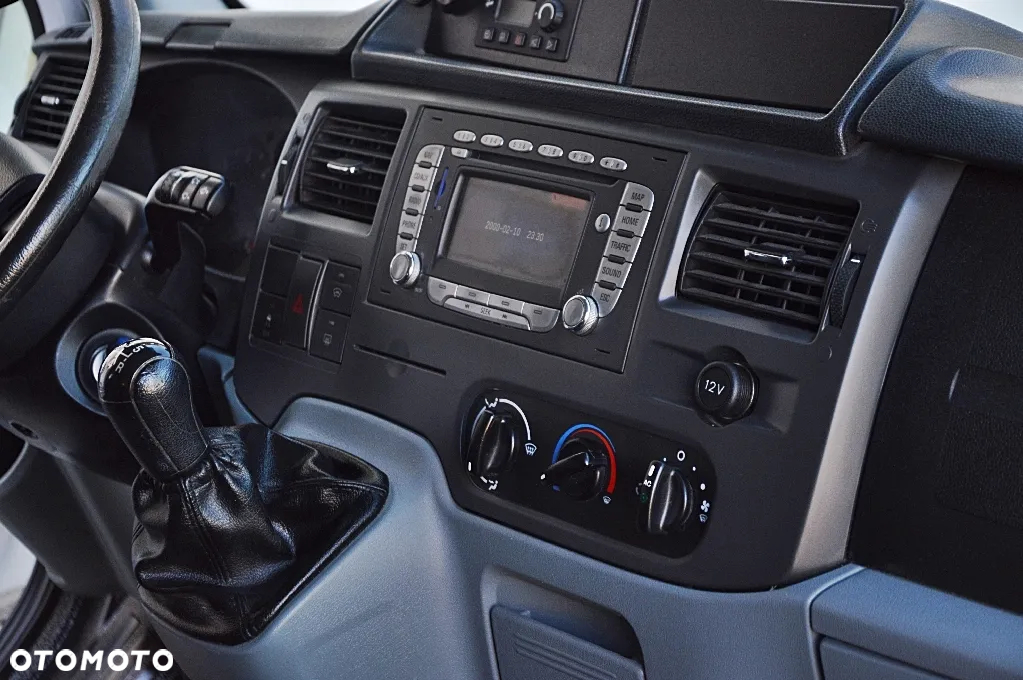 Ford Transit - 17