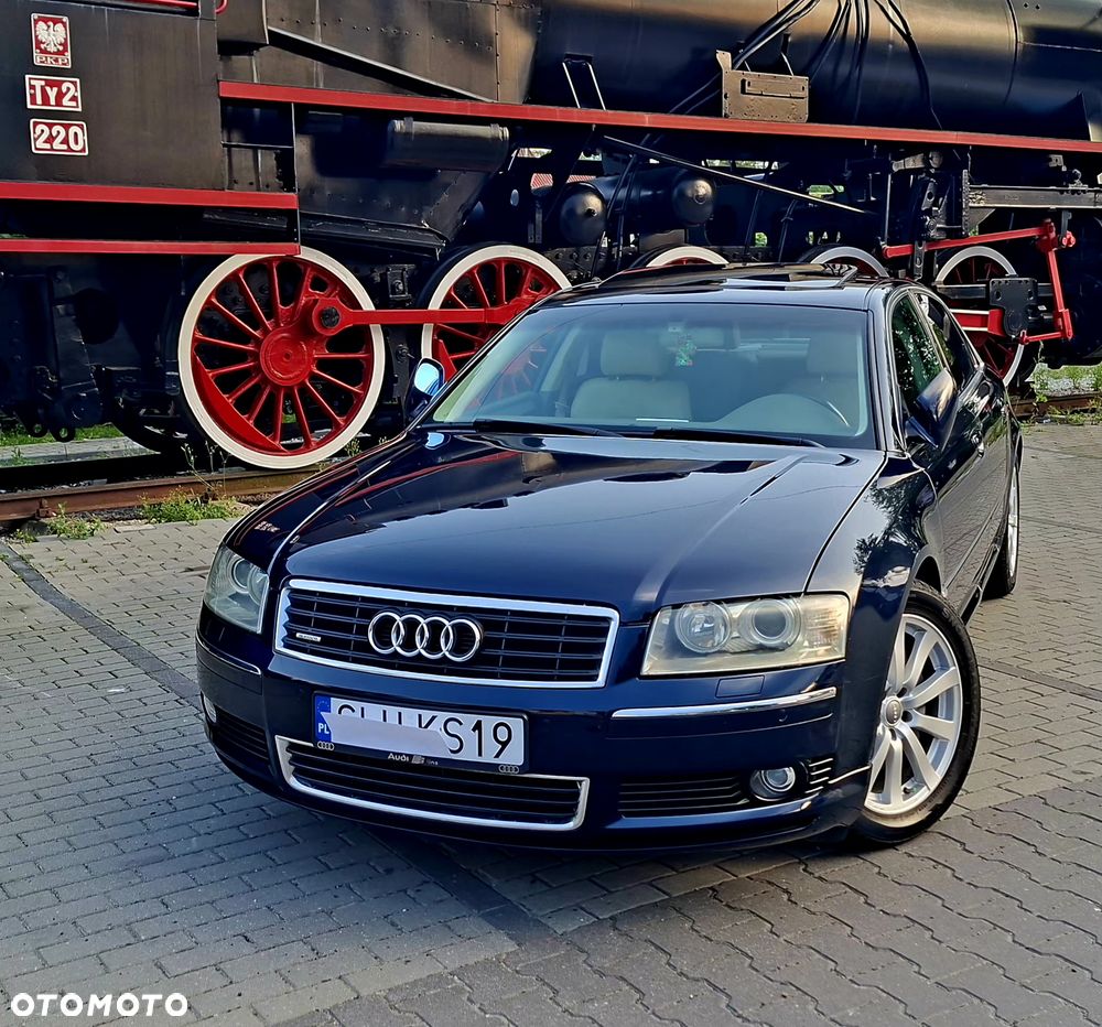 Audi A8 4.2 Quattro - 25
