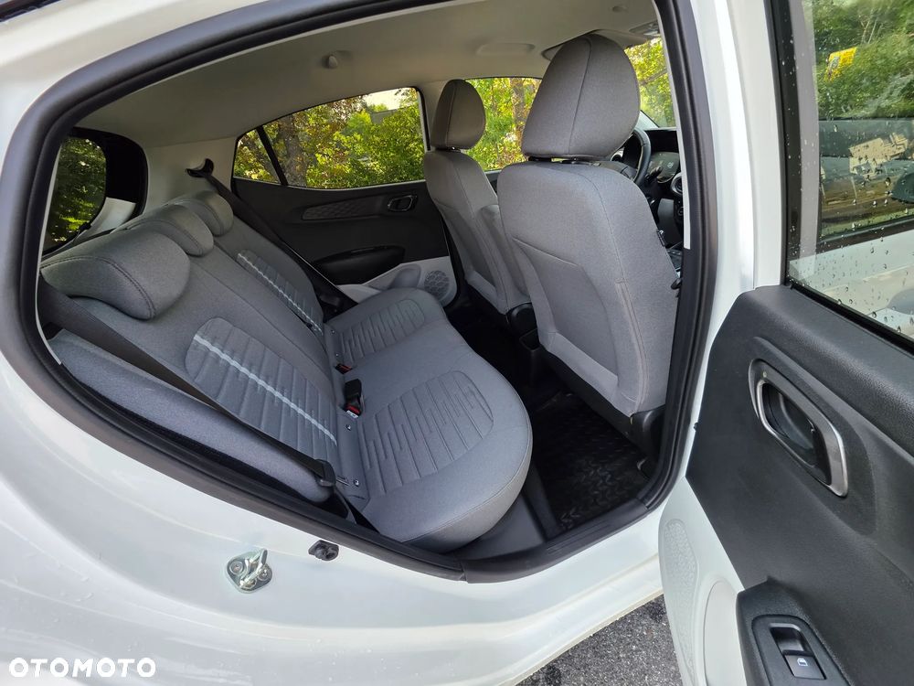 Hyundai i10 1.2 Premium - 17