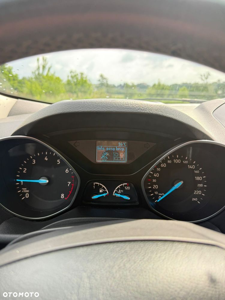 Ford Kuga 1.5 EcoBoost 2x4 Trend - 11