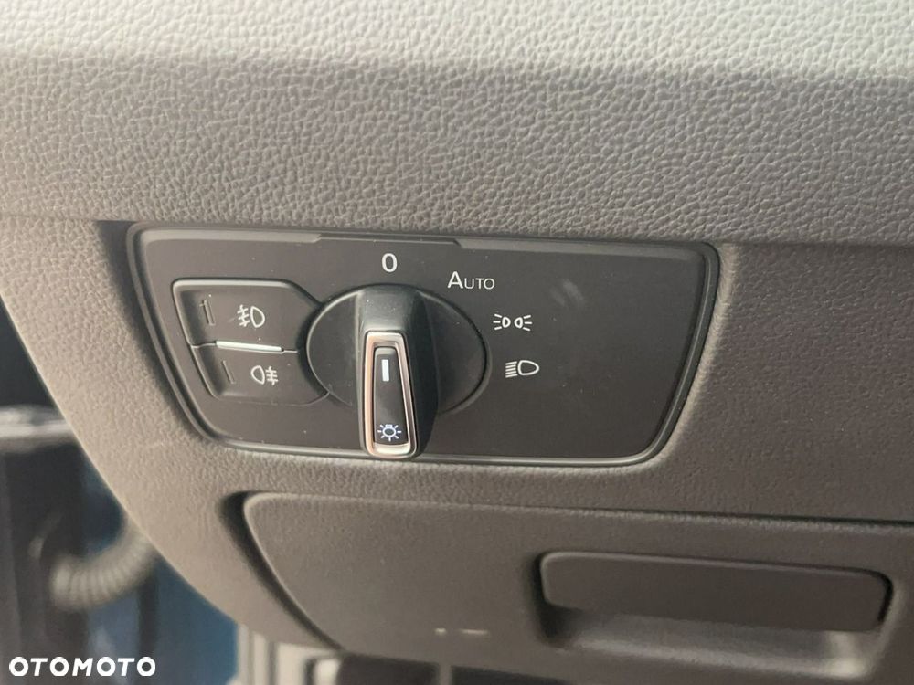 Volkswagen Passat - 26