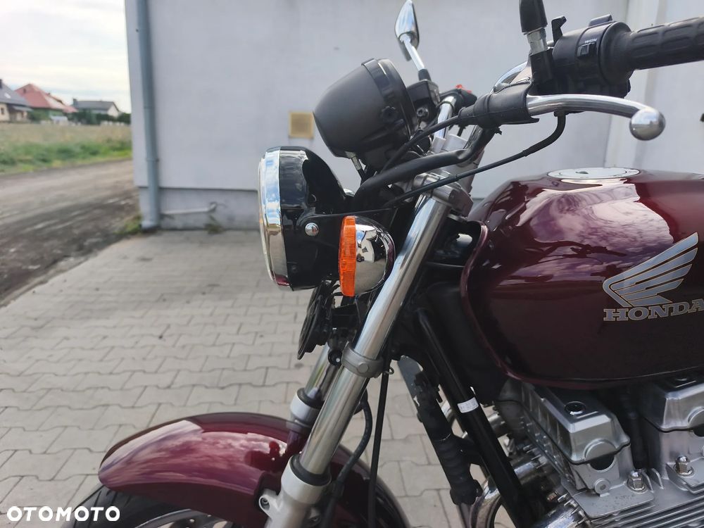 Honda CB - 9