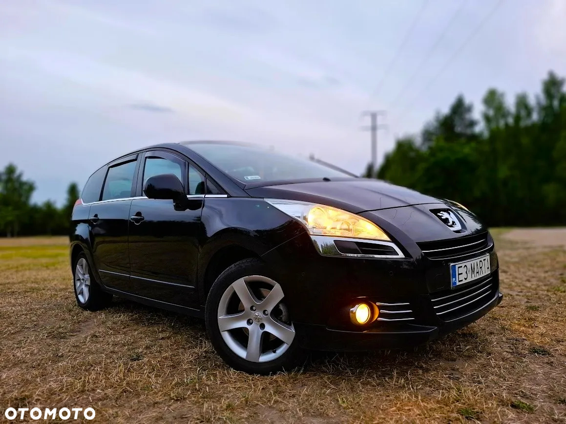 Peugeot 5008 2.0 HDi Family 7os - 2