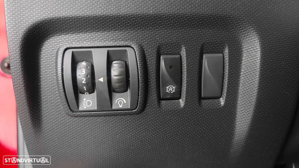 Renault Captur 1.5 dCi Sport - 40