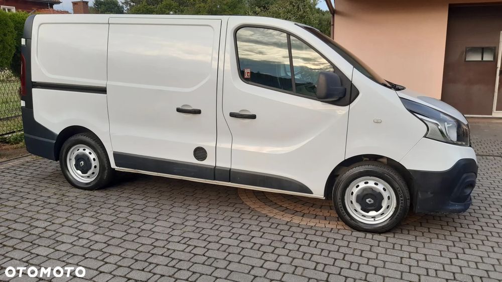 Renault Trafic - 19