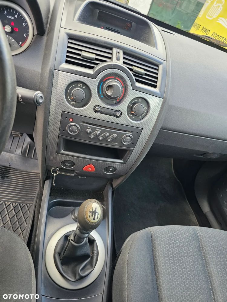 Renault Megane - 13