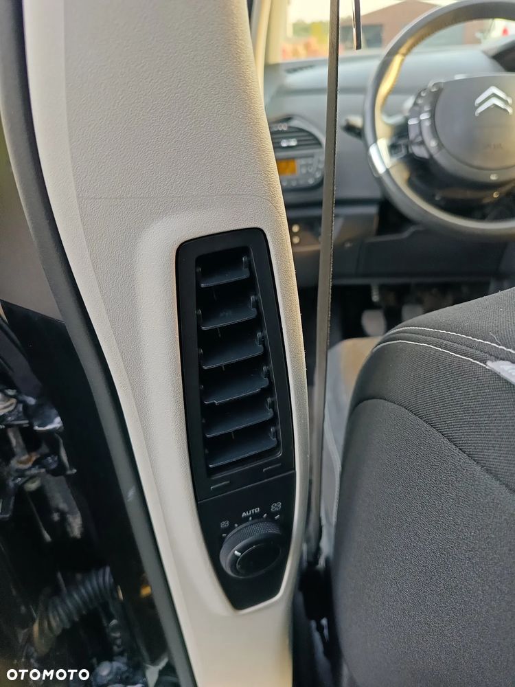 Citroën C4 Picasso - 11