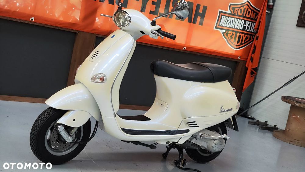 Vespa ET - 28