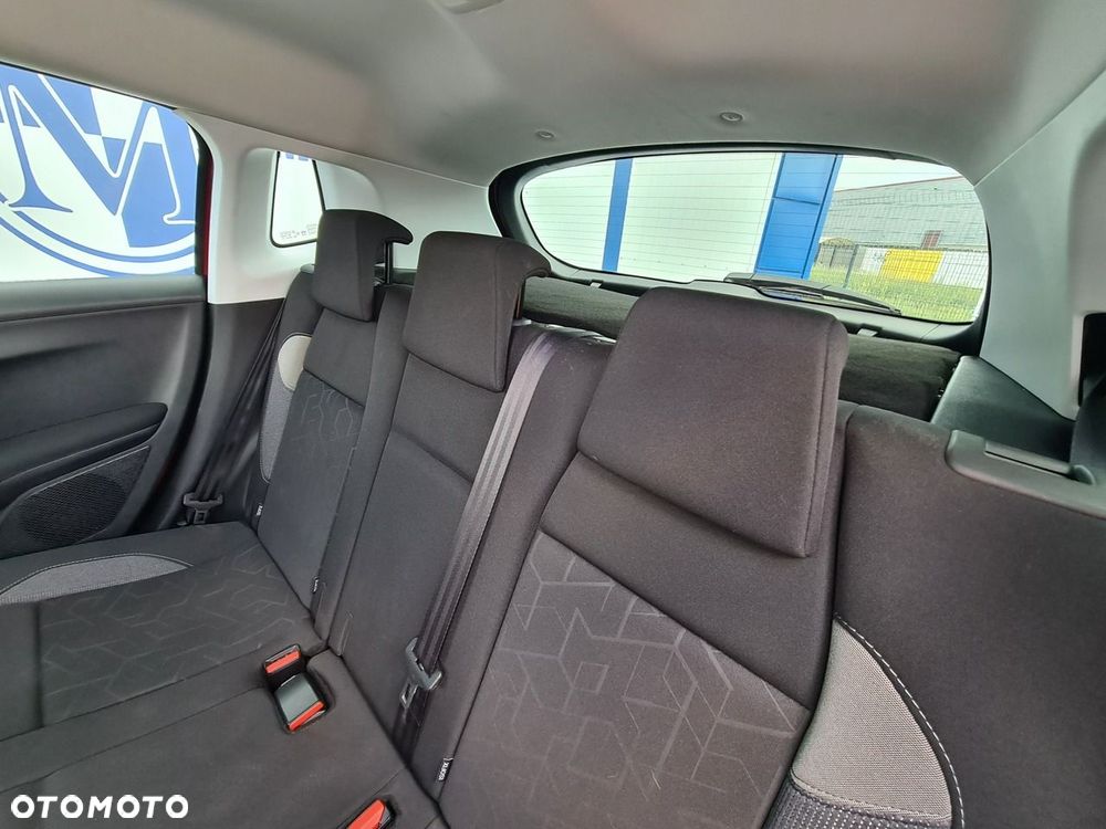 Peugeot 2008 1.2 Pure Tech Style S&S - 25