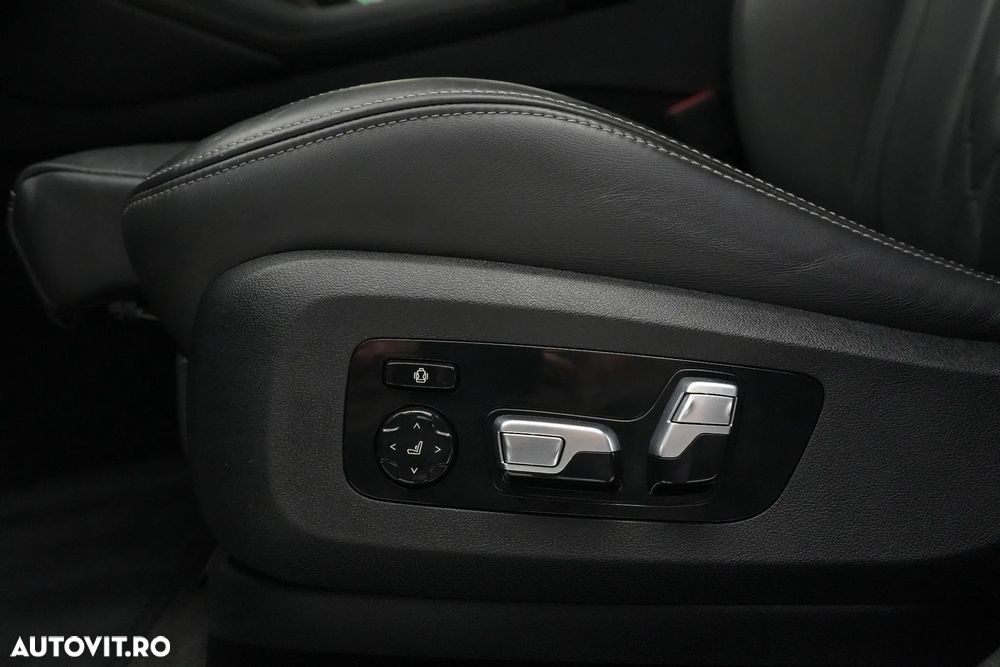 BMW X6 M M60i xDrive AT MHEV - 12