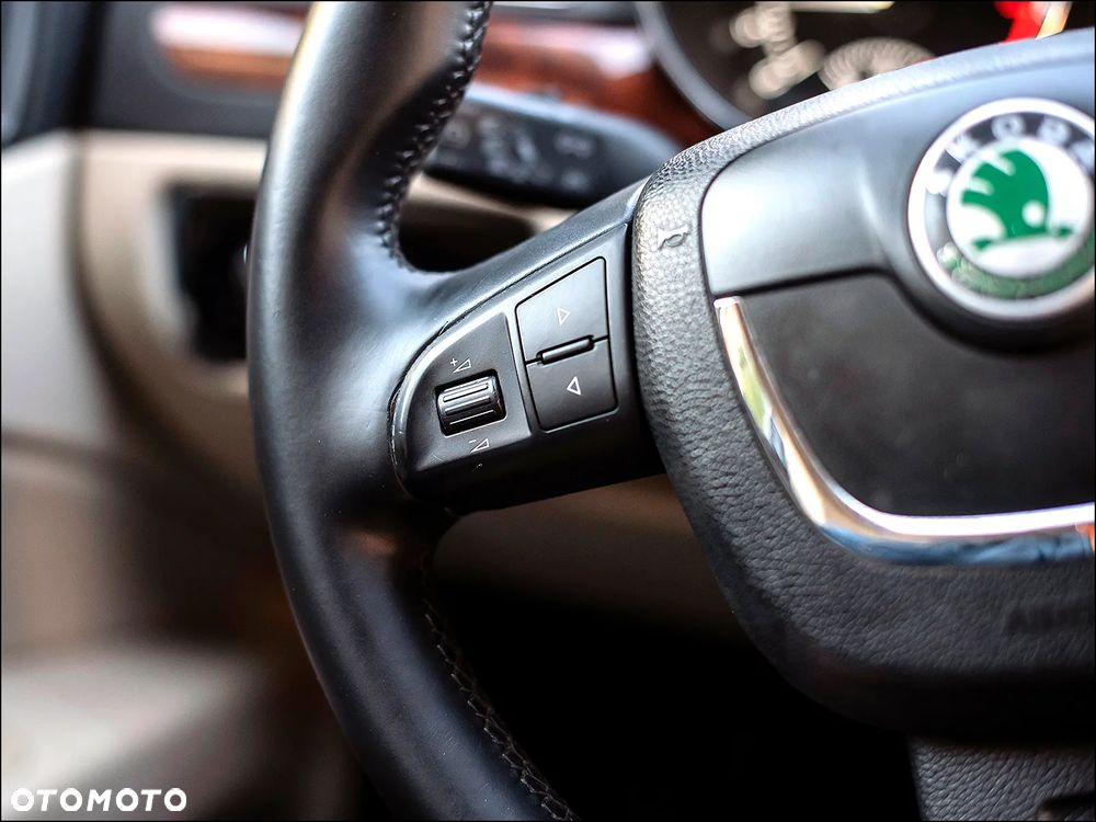 Skoda Superb - 19