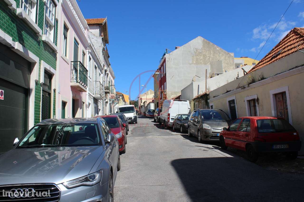 8 moradias para reconstrução total - Alcântara - Grande imagem: 2/20