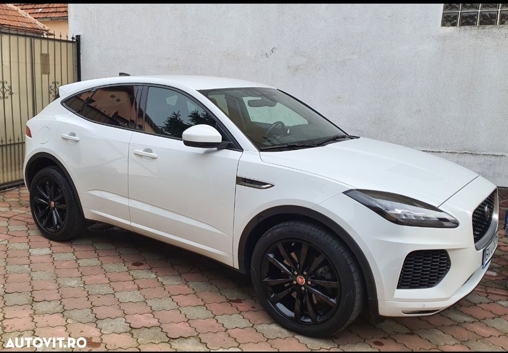 Jaguar E-Pace P250 AWD R-Dynamic S - 12
