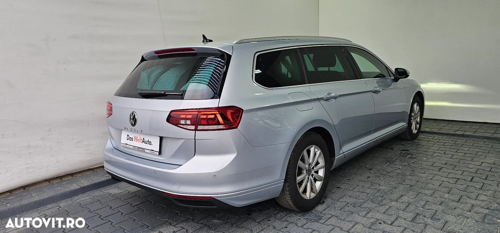 Volkswagen Passat 2.0 TDI SCR DSG Business - 34