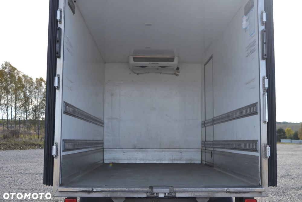 Iveco Daily 72C18 70C18 Chłodnia Izoterma Mroźnia Winda 1000 kg Agregat THERMO KING Carrier Boczne drzwi 8 palet - 4