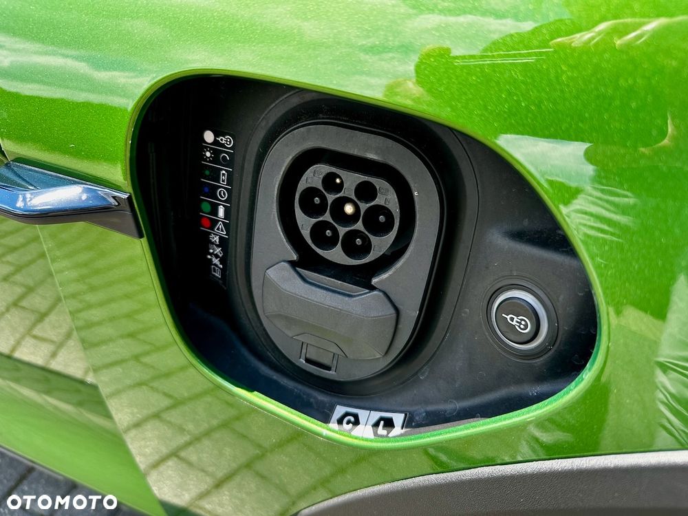 Porsche Taycan 4S Performance Plus - 18