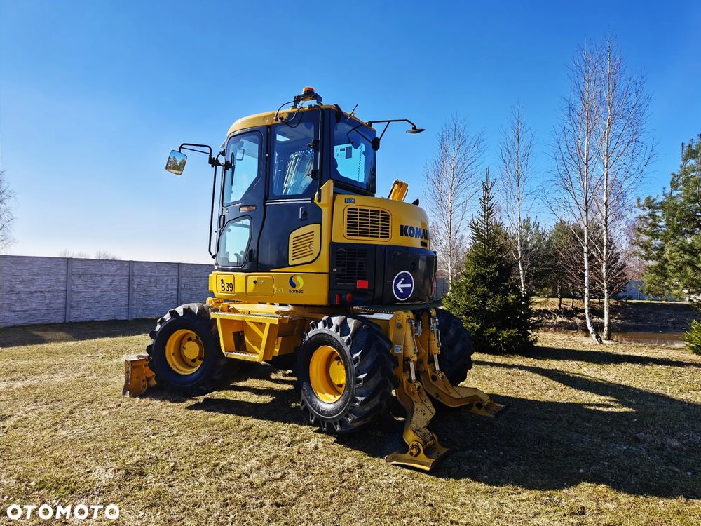 Komatsu PW 98MR-8 - 4